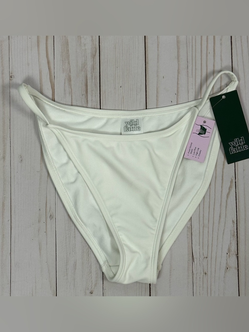 WILD FABLE NWT white high cut bikini bottoms - size small